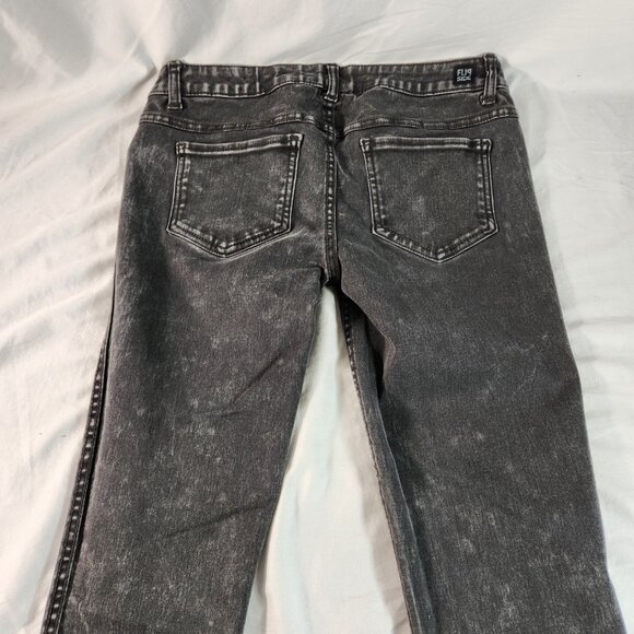 Flip Side Juniors Sz 9 Reversible Skinny Jeans Green Camo Stretch Comfort Skinny - Picture 4 of 12